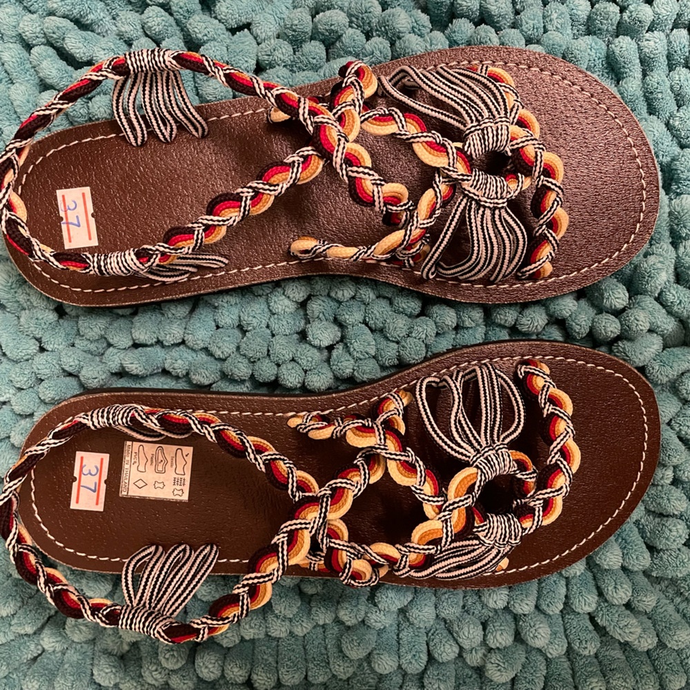 SANDALS - Picture 4 of 5
